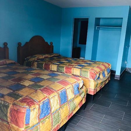 Slumberland Motel Санфорд Екстериор снимка